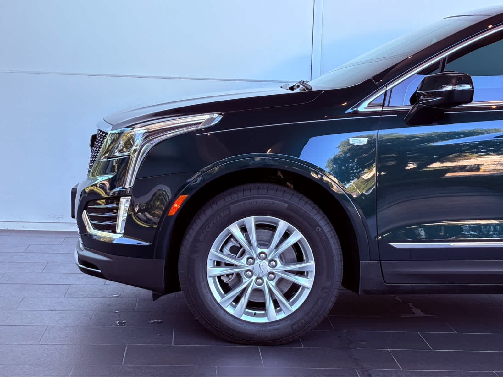 2025 Cadillac XT5 Luxury photo 5