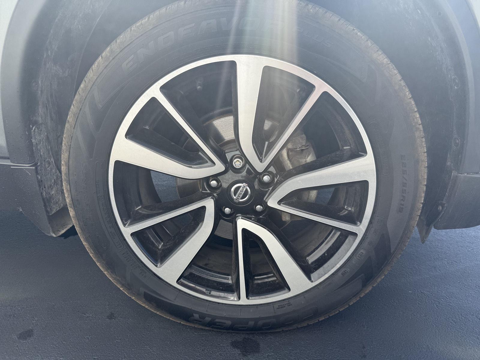 2020 Nissan Rogue SL photo 20
