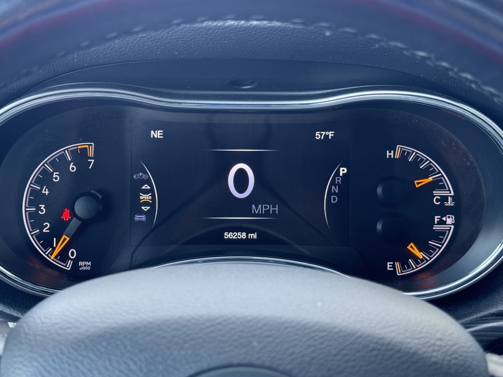 2021 Jeep Grand Cherokee Anniversary Edition photo 5