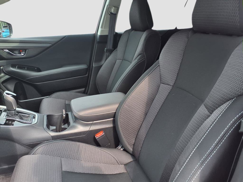 2025 Subaru Outback Premium photo 11