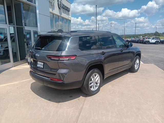 2023 Jeep Grand Cherokee Laredo photo 5