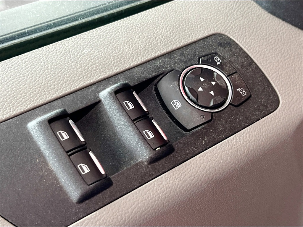 2016 Ford F-150 XLT photo 11