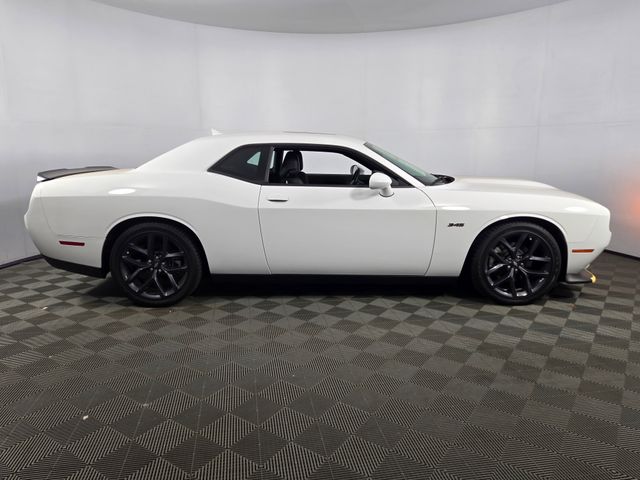 2023 Dodge Challenger R/T photo 14