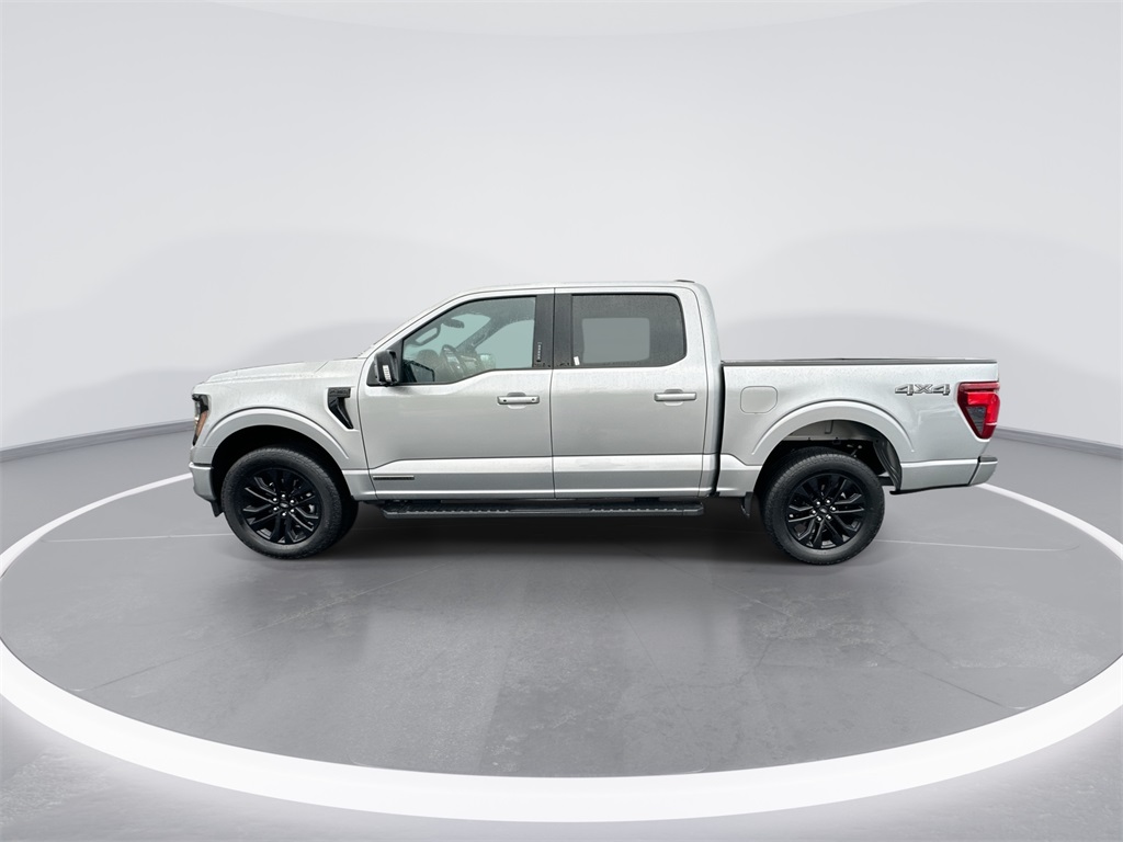 2024 Ford F-150 XLT photo 2