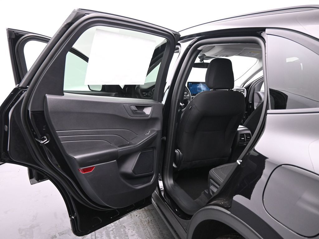 2025 Ford Escape Active photo 16