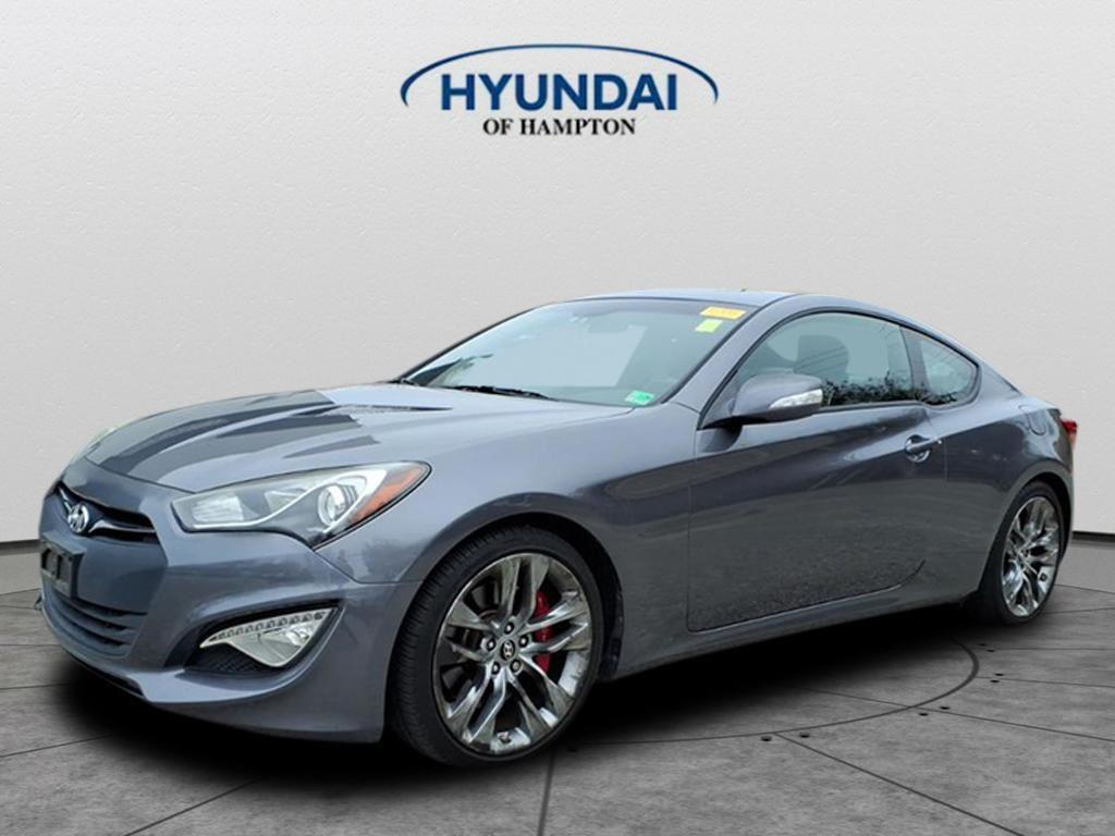 2015 Hyundai Genesis Coupe R-Spec's photo