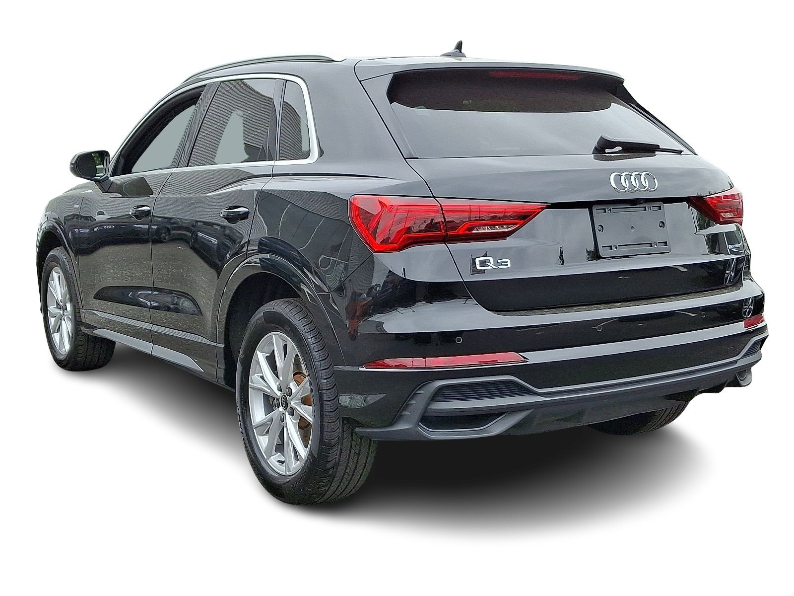 2024 Audi Q3 S line Premium Plus photo 4