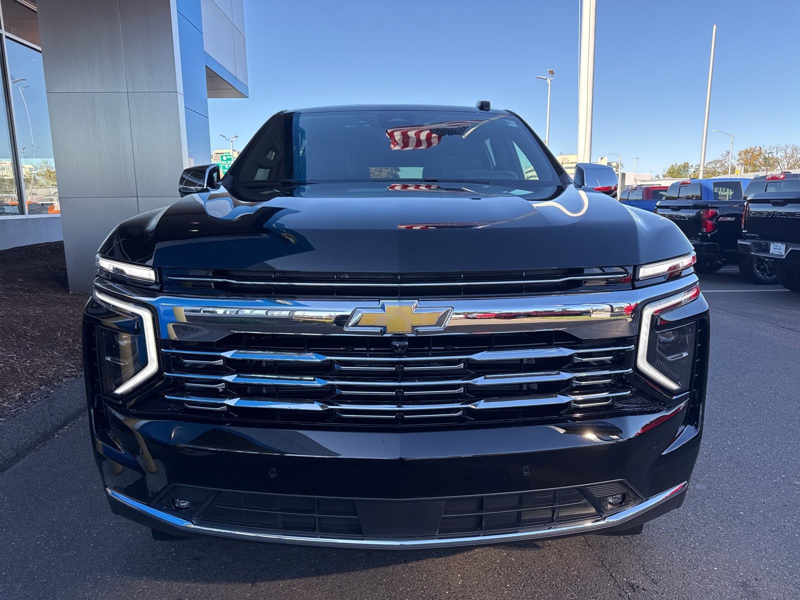 2026 Chevrolet Suburban Premier photo 3