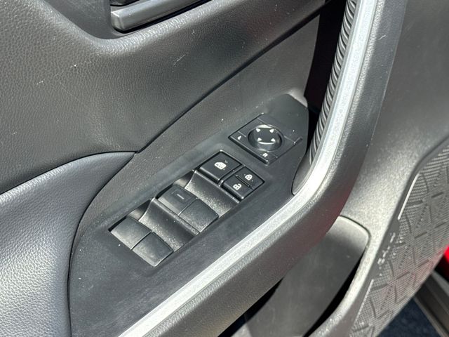 2024 Toyota RAV4 LE photo 2