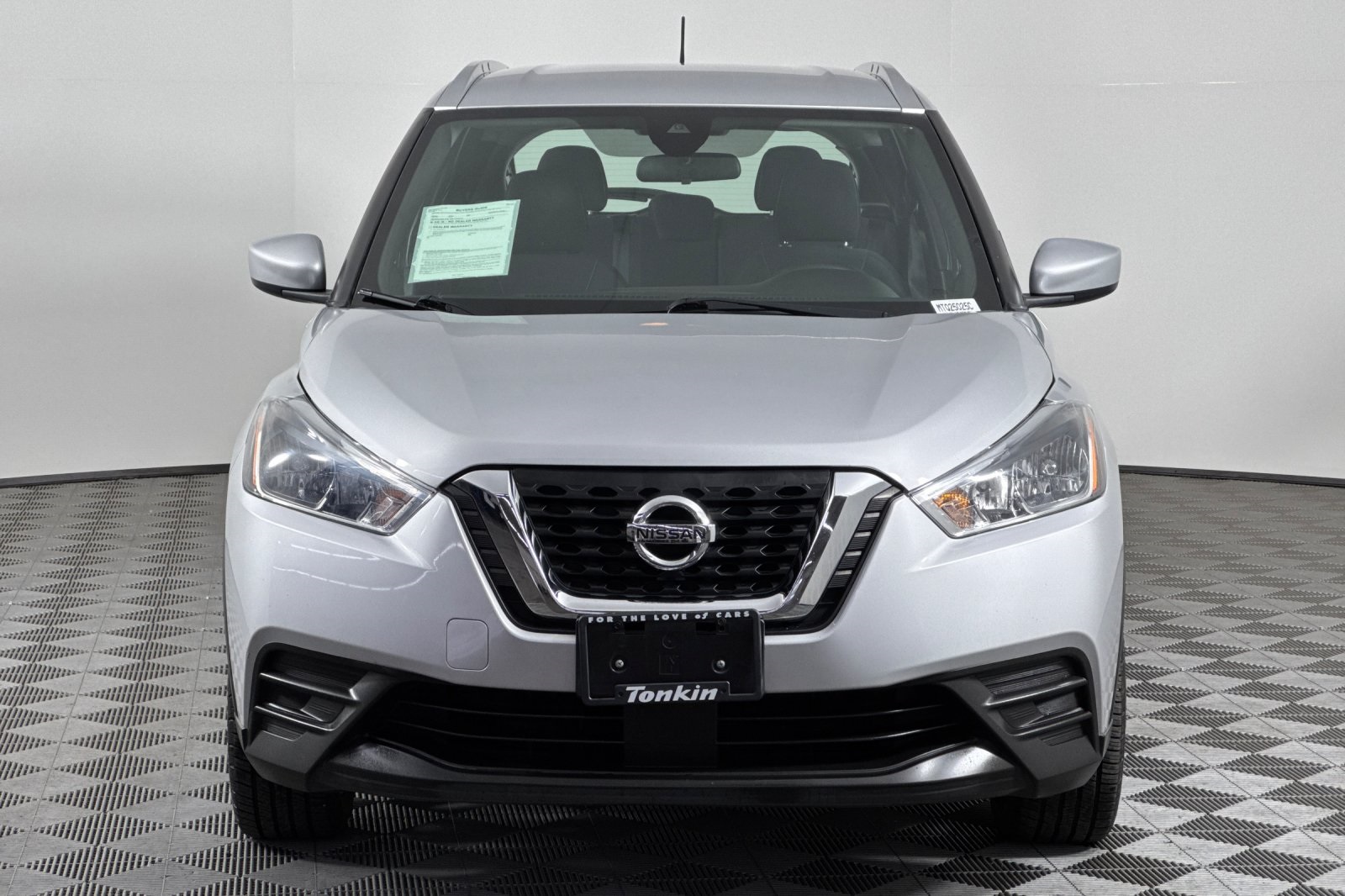 2020 Nissan Kicks SV photo 9