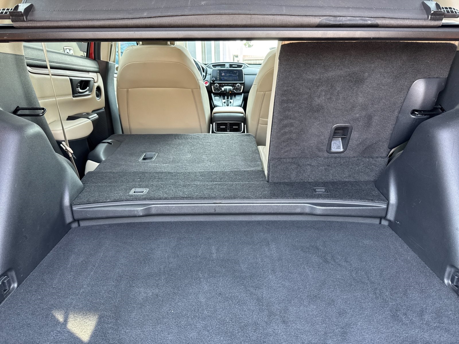 2018 Honda CR-V Touring photo 13