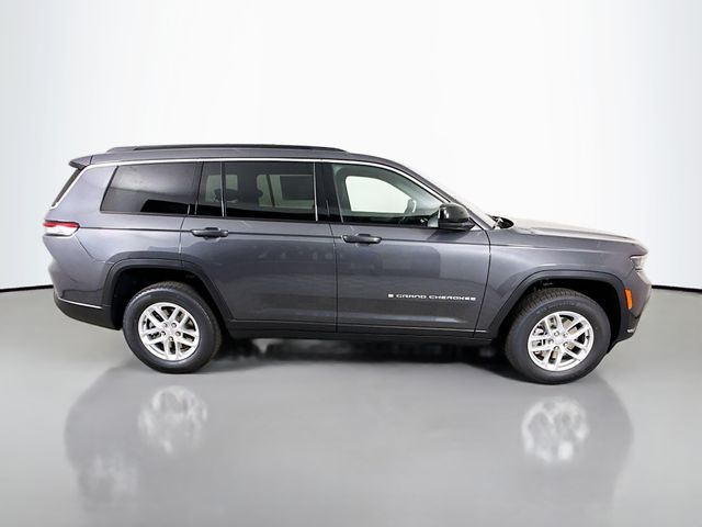 2025 Jeep Grand Cherokee Laredo X photo 8