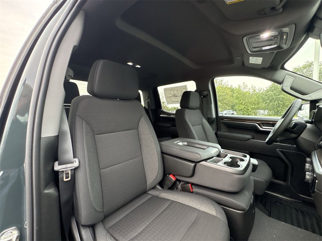 2026 Chevrolet Silverado 1500 LT photo 23