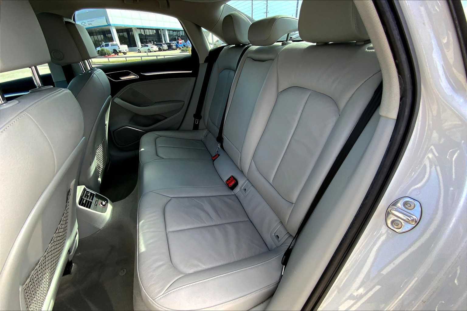 2015 Audi A3 1.8T Premium Plus photo 19