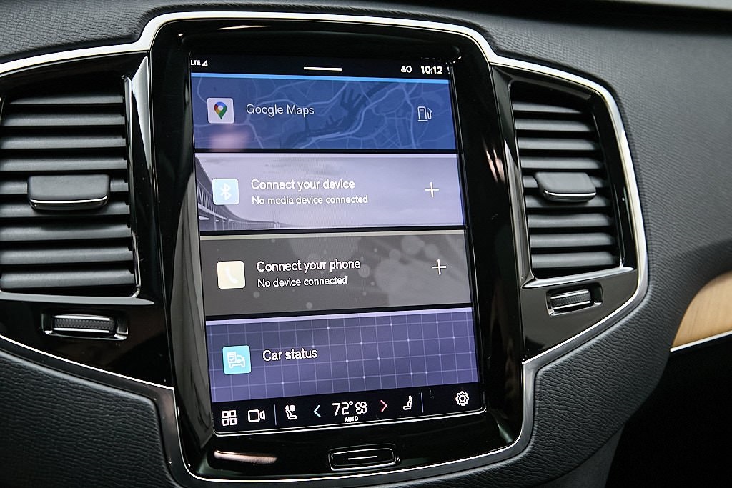 2023 VOLVO XC90 - Image 17