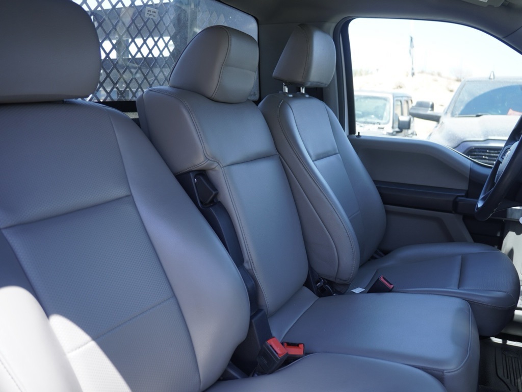 2022 Ford F-550 photo 16