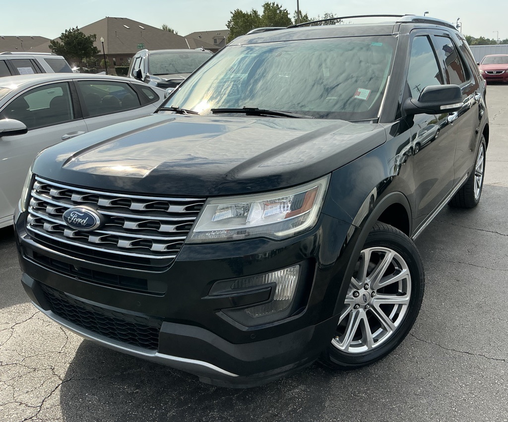 2016 Ford Explorer Limited photo 2