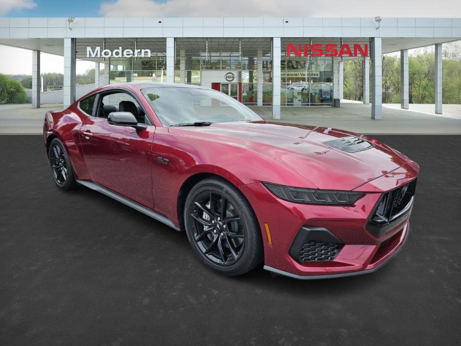 2025 Ford Mustang GT Premium photo 2