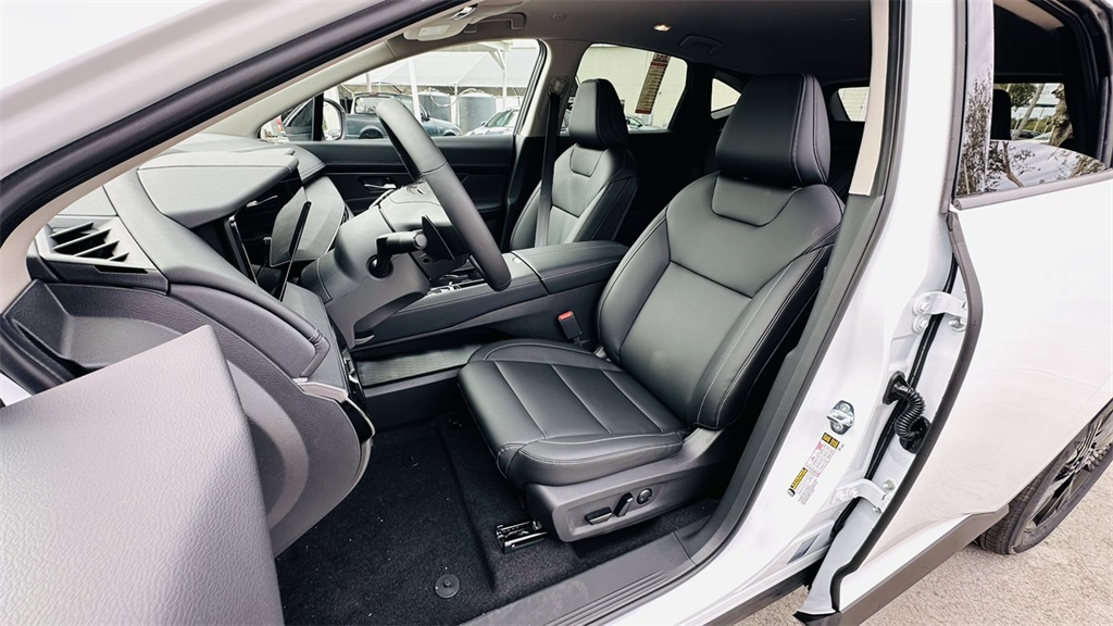 2025 Nissan Murano SV photo 25
