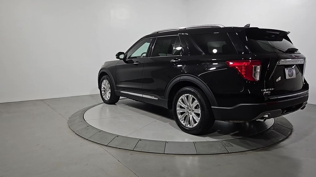 2023 Ford Explorer Limited photo 3