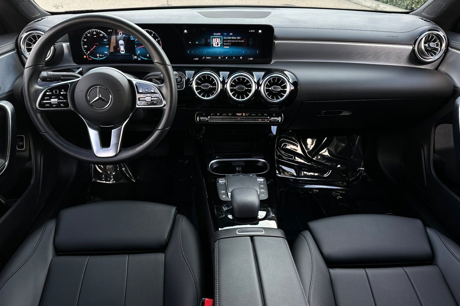 2023 Mercedes Benz CLA 250 photo 3