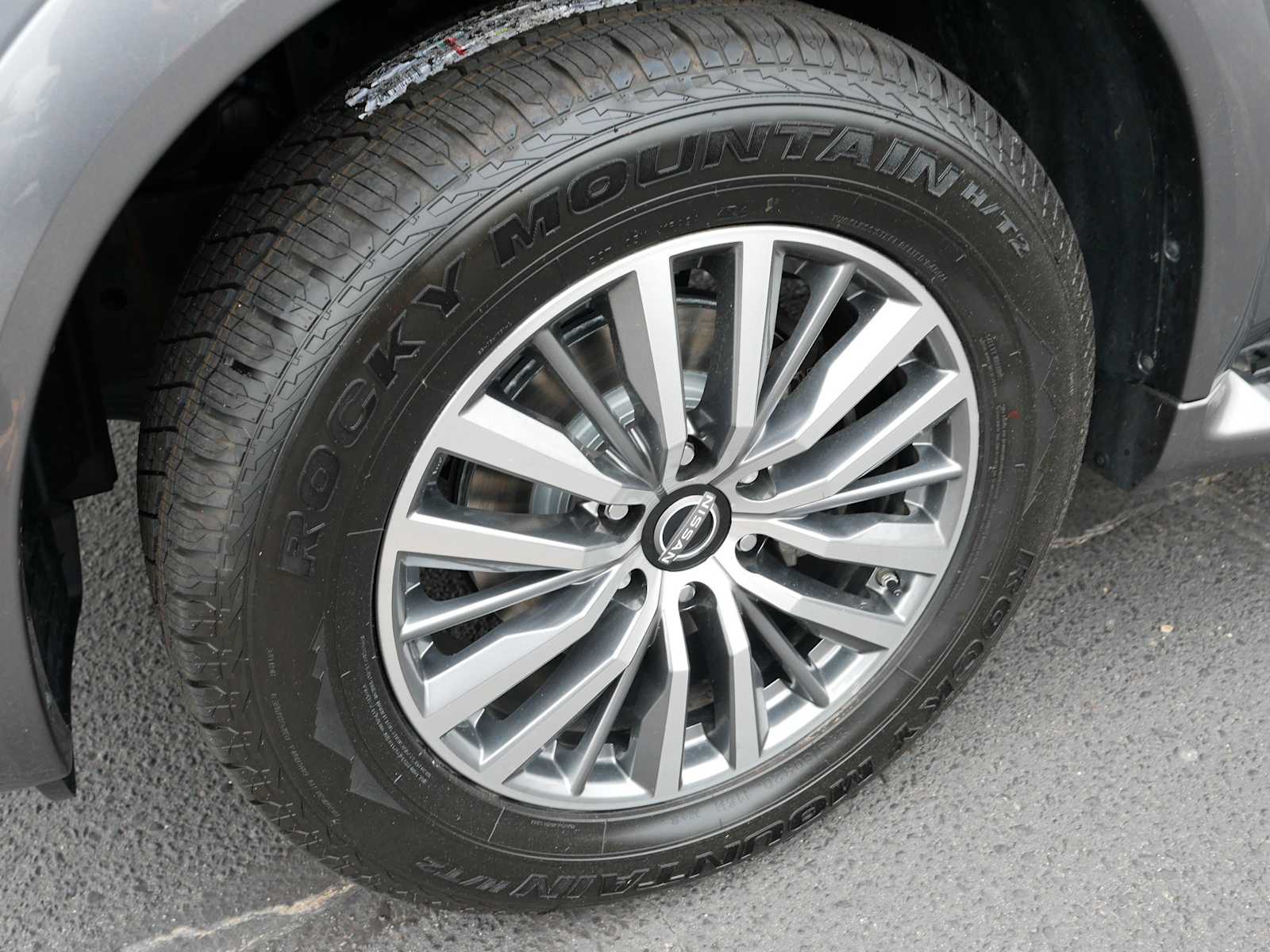 2021 Nissan Armada SL photo 10