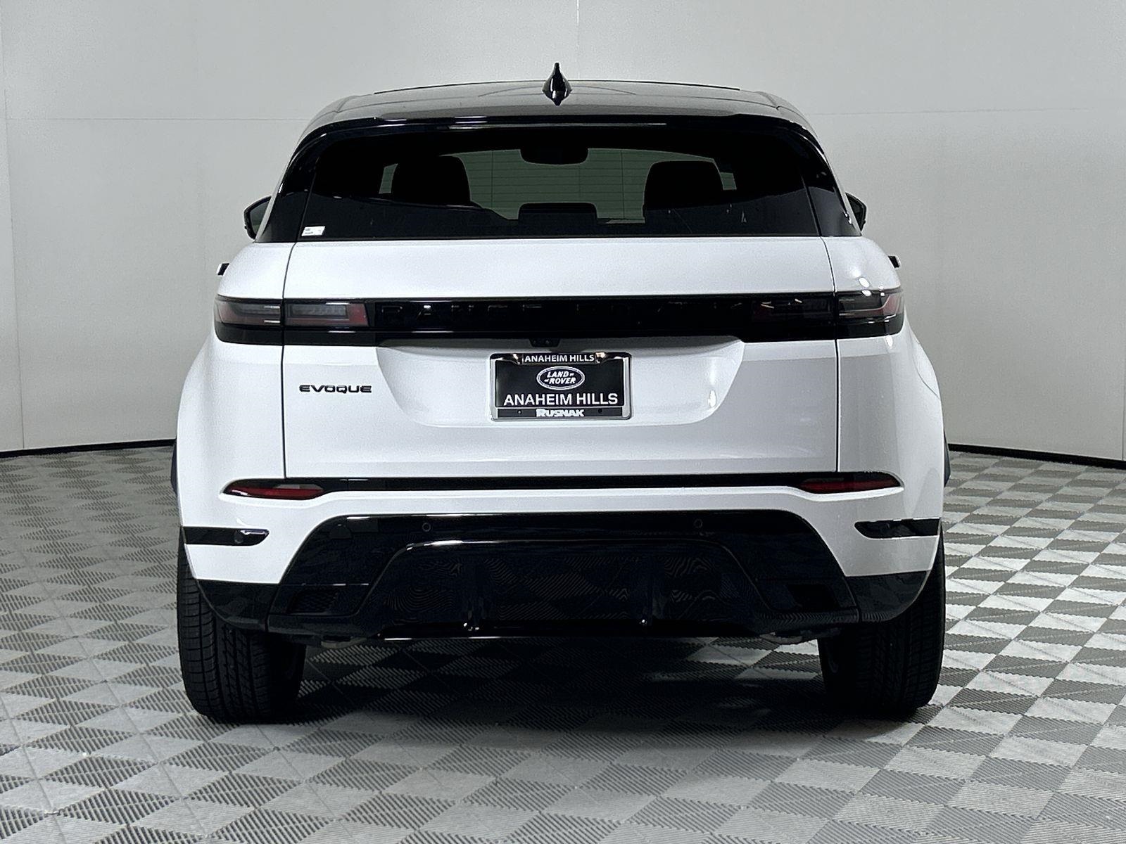 2026 Land Rover Range Rover Evoque Dynamic SE photo 3