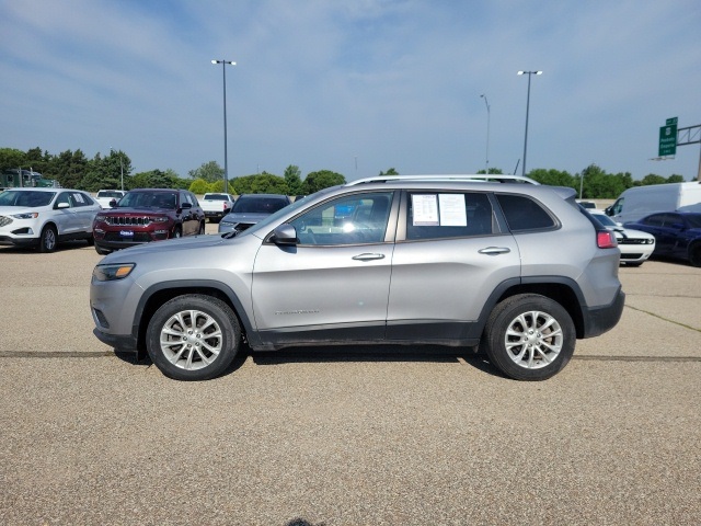 Used 2020 Jeep Cherokee Latitude with VIN 1C4PJLCB1LD536043 for sale in Newton, KS