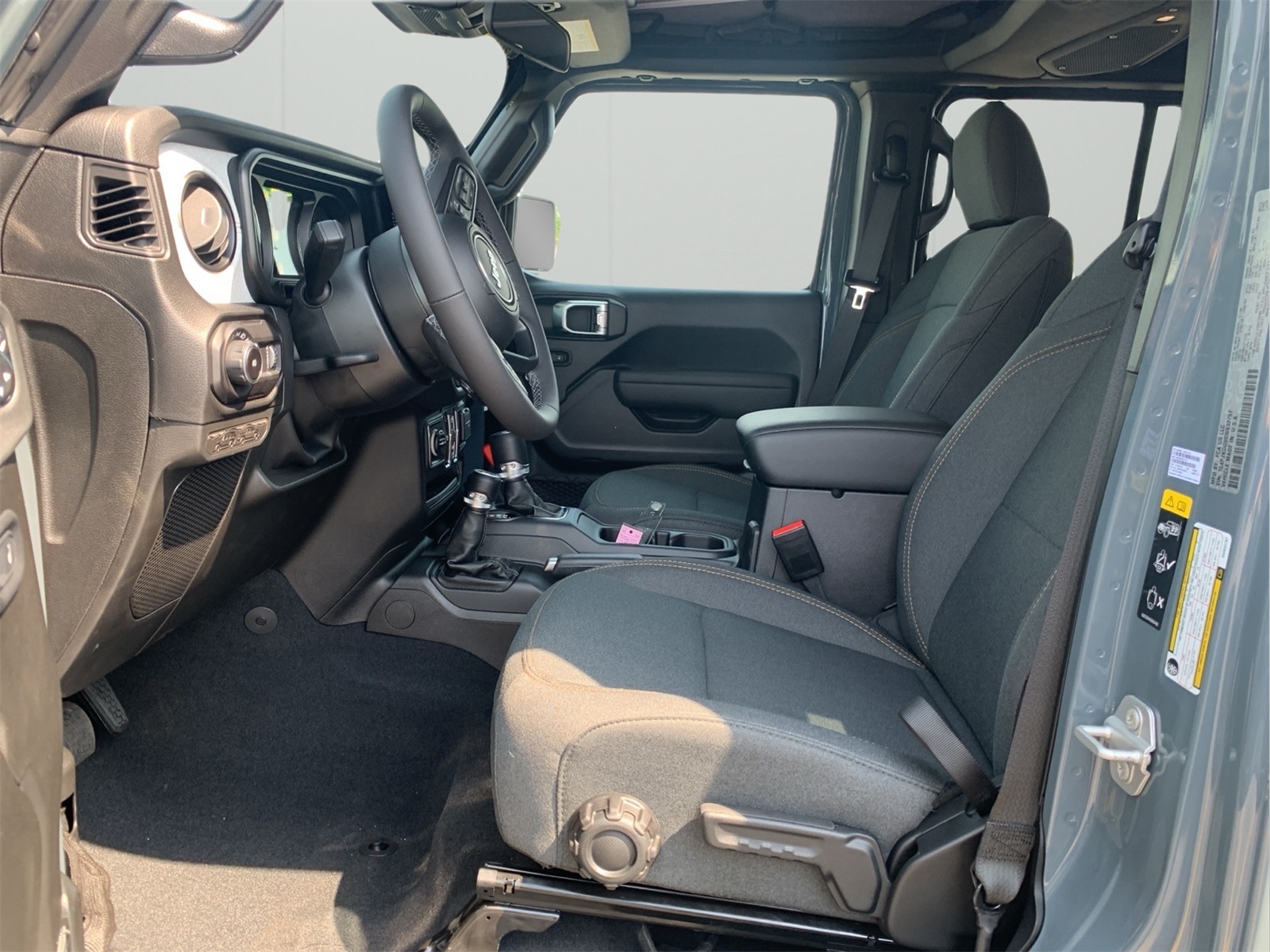 2025 Jeep Wrangler Sport S photo 13