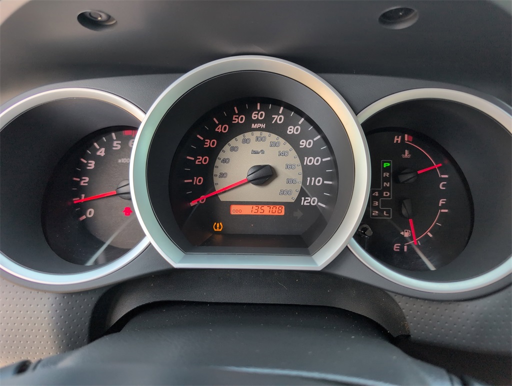 2010 Toyota Tacoma PreRunner photo 16