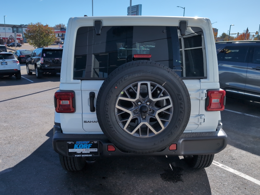 2026 Jeep Wrangler Sahara photo 4