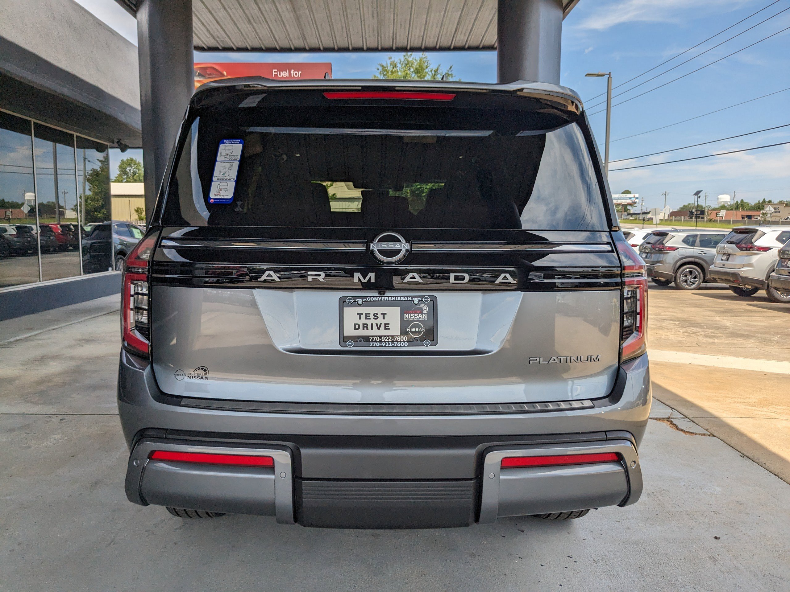 2025 Nissan Armada Platinum photo 4