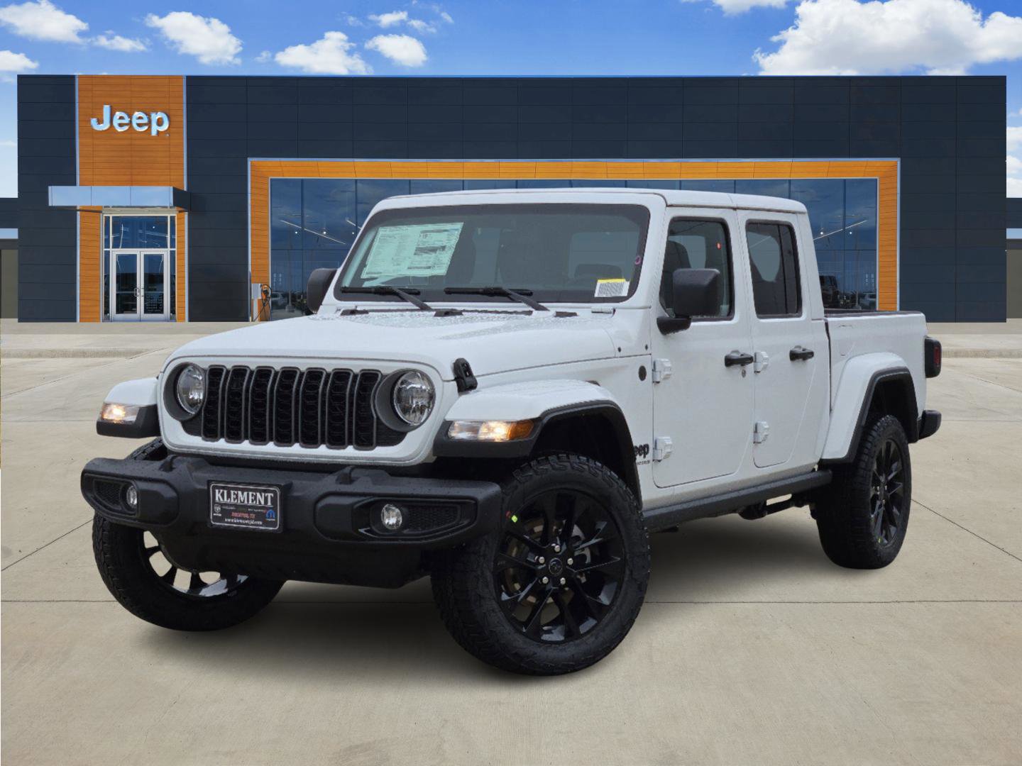 2025 Jeep Gladiator Nighthawk's photo