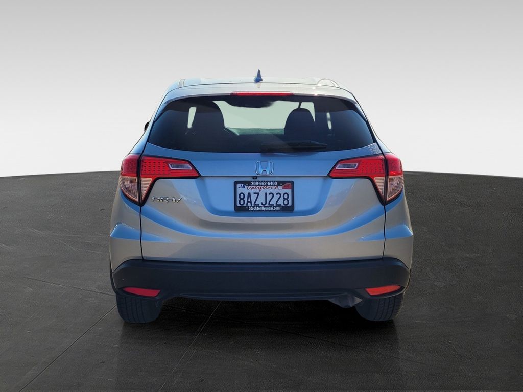 2018 Honda HR-V LX photo 4
