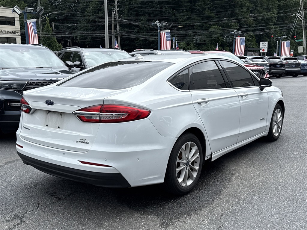 2019 Ford Fusion Hybrid SE photo 5