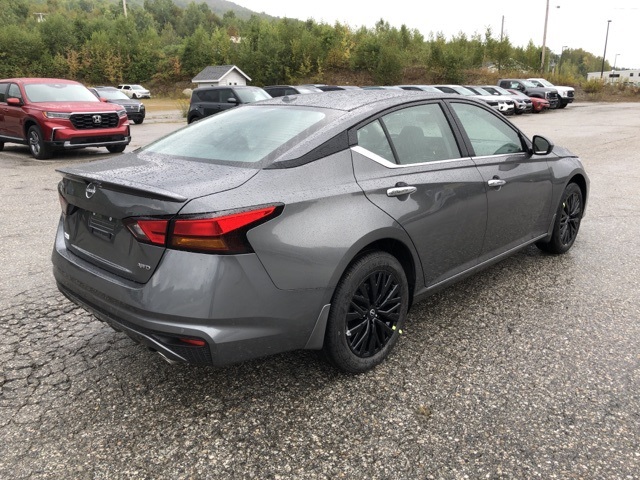 2025 Nissan Altima 2.5 SV photo 3