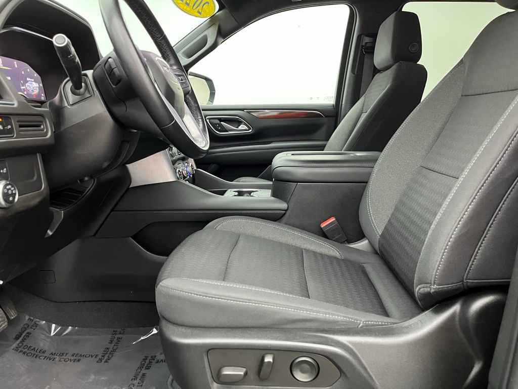 2022 Gmc Yukon SLE photo 17