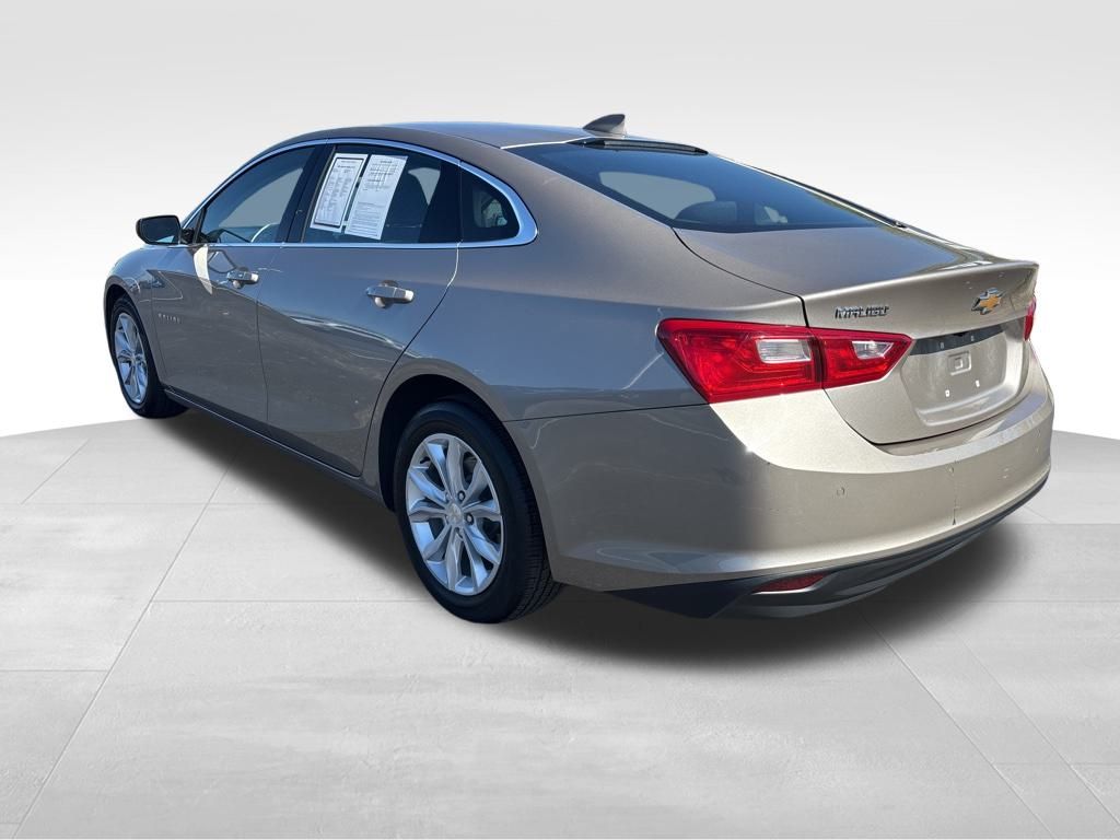 2024 Chevrolet Malibu 1LT photo 3