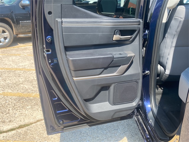 2022 Toyota Tundra SR5 photo 15