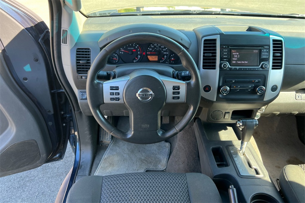 2017 Nissan Frontier SV photo 15