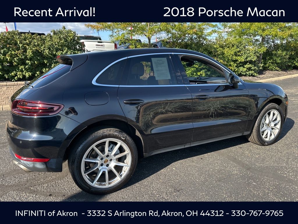 2018 Porsche Macan S photo 15