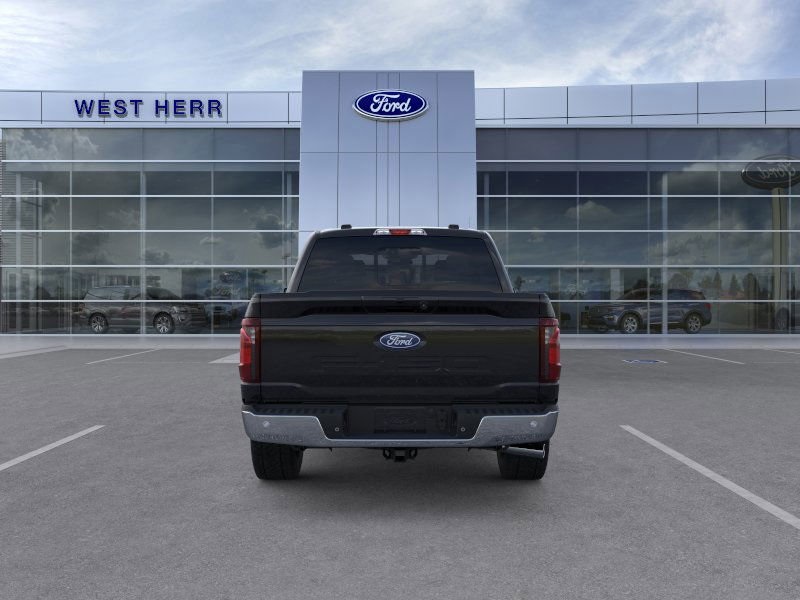 2025 Ford F-150 XLT photo 4