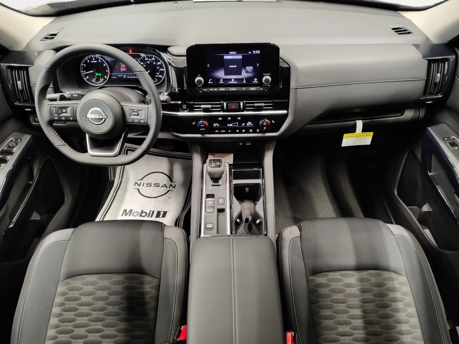 2025 Nissan Pathfinder SV photo 3