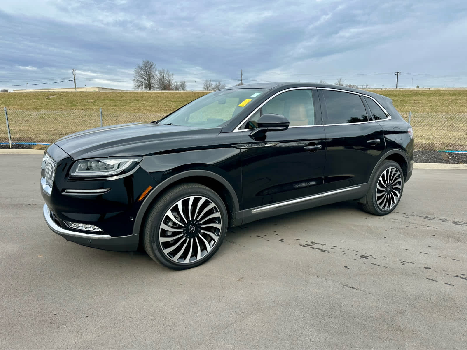 2022 Lincoln Nautilus Black Label's photo