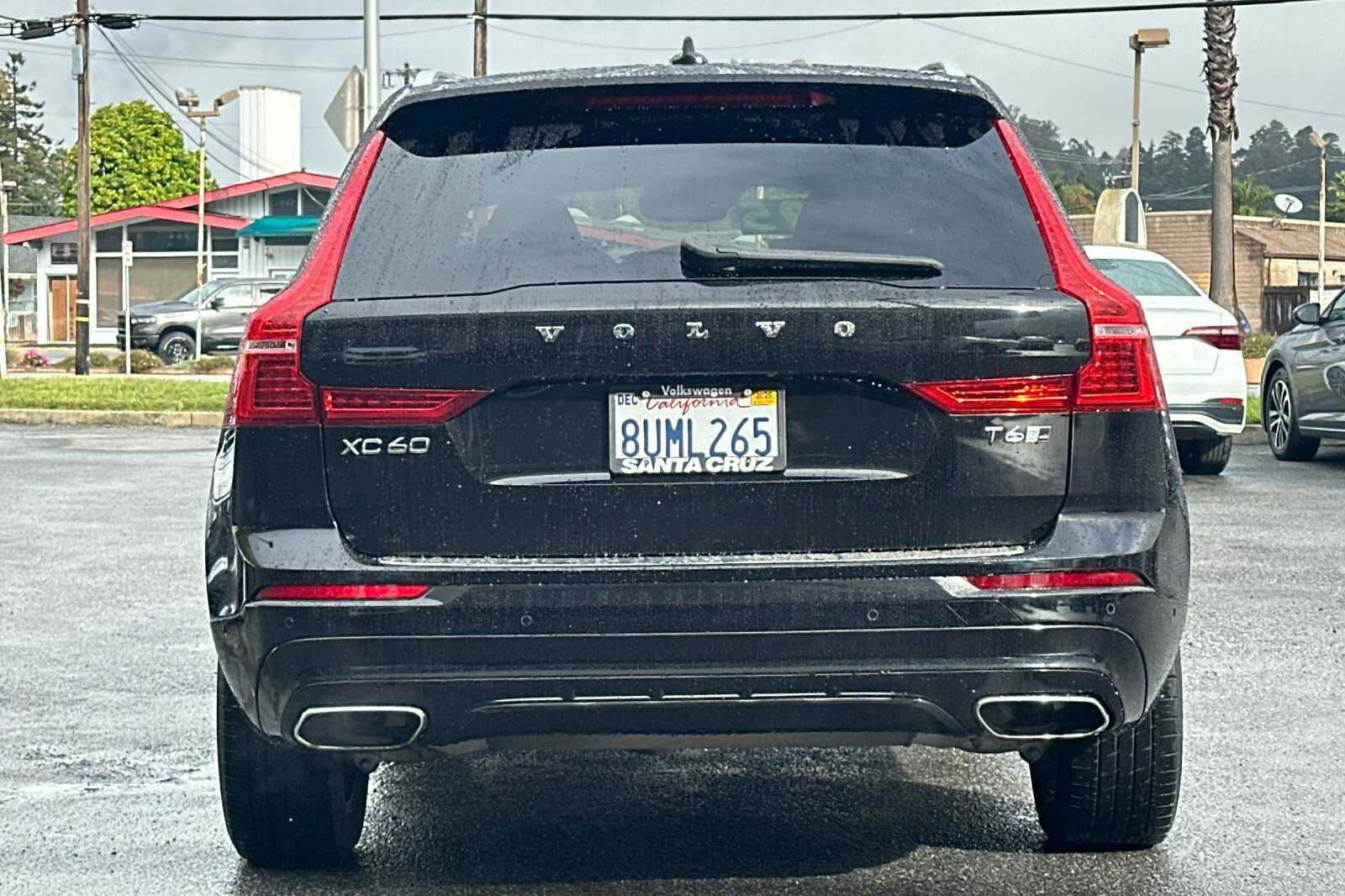 2018 Volvo XC60 T6 R-Design photo 5