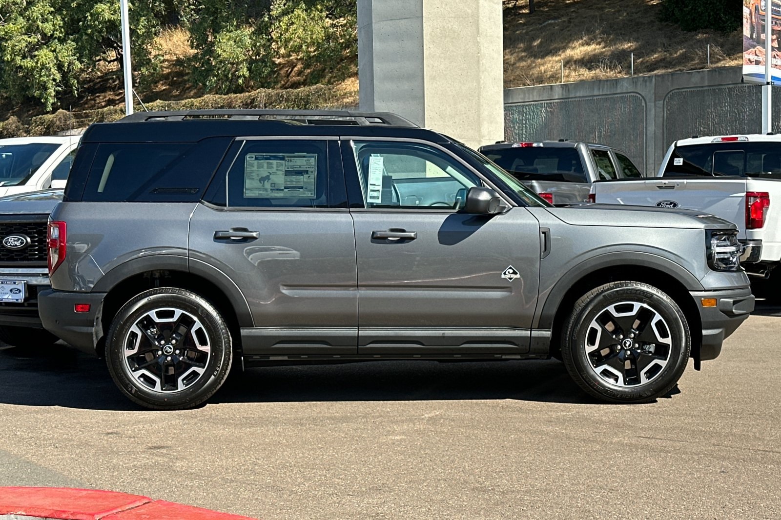 2024 Ford Bronco Sport Outer Banks photo 2