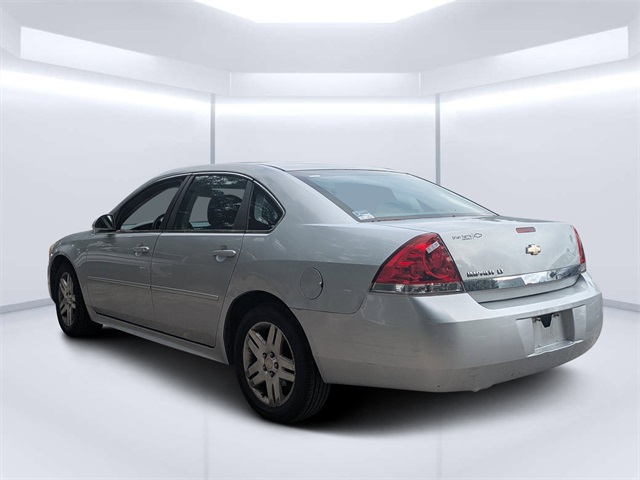 2010 Chevrolet Impala photo 4
