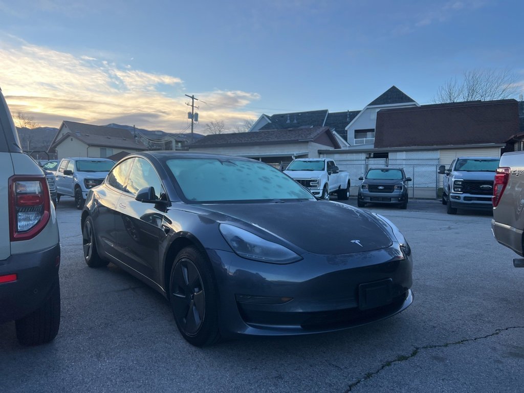 2021 Tesla Model 3 Base's photo