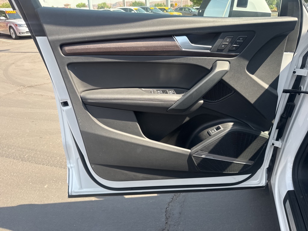 2024 Audi Q5 45 S line Premium photo 15