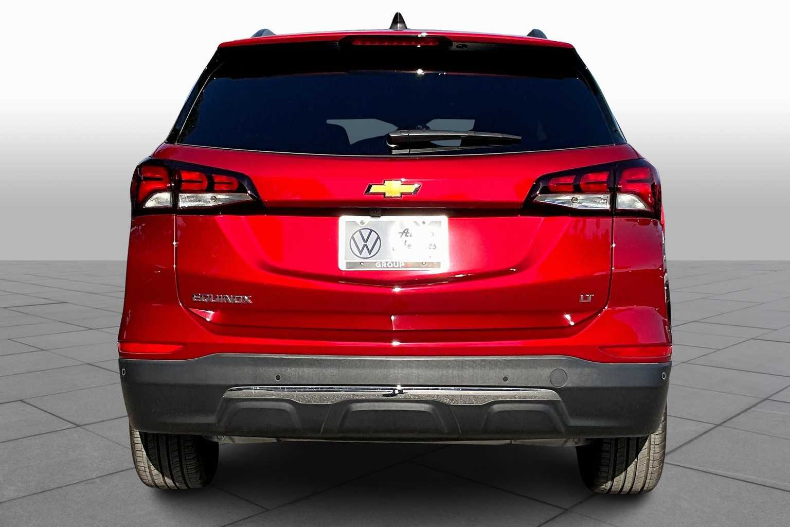 2023 Chevrolet Equinox LT photo 4